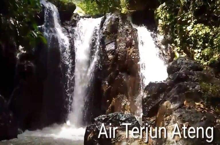 wisata lampung utara air terjun ateng