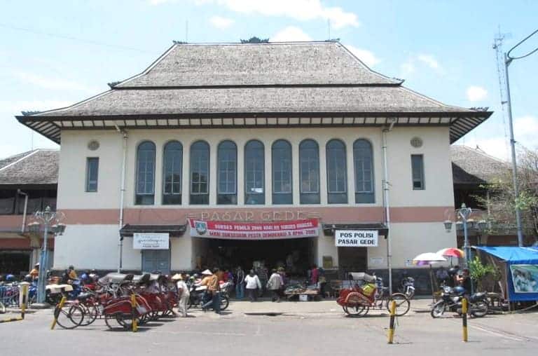 jalan-jalan di Pasar Gedhe Solo