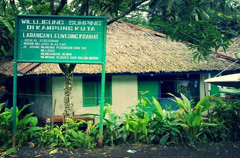 tempat wisata ciamis kampung adat kuta