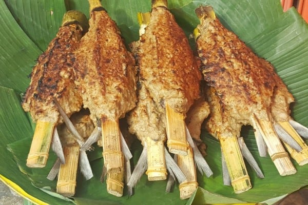 2. Sate Bandeng