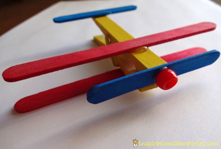 Miniatur Pesawat Dari Stik Es Krim